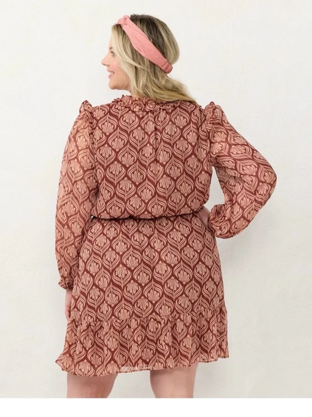 Boho Floral Print Ruffle‎ Tier Skirt Sheer Long Sleeve Dress. Size large.